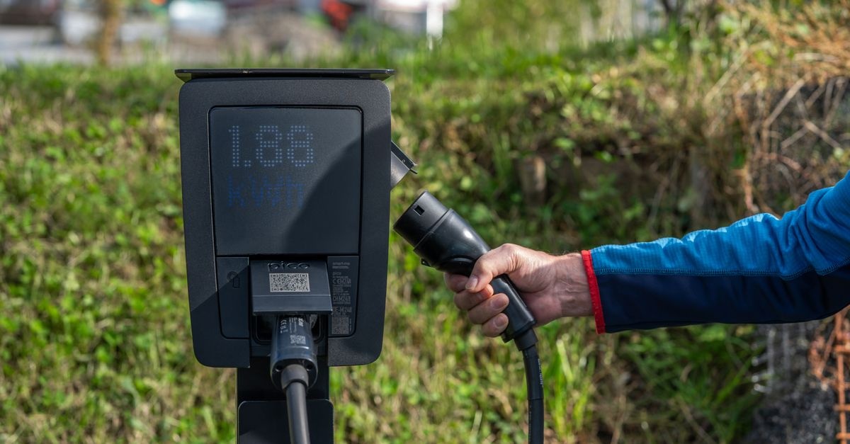 Zukunftssicher laden im Unternehmen: So gelingt der Aufbau moderner E‑Mobilitätslösungen