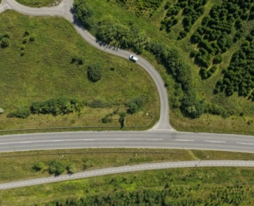 Bauen an der Grundstücksgrenze: So vermeiden Sie Streit und planen rechtssicher