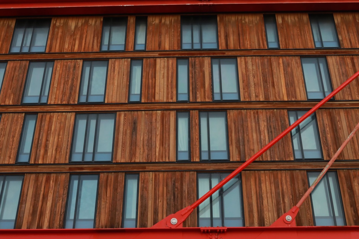 Holzhybridbauweise - gezielter Einsatz von Holz und Stahl